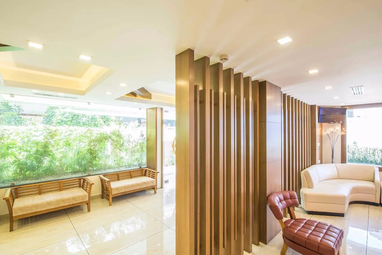 Sidra Pristine Hotel And Portico Halls Kochi 3*,